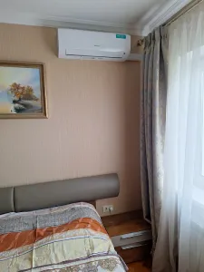 Hisense M
                                        Z
                    -67151